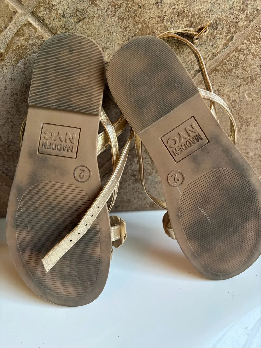 Gold Floral Strappy Sandals girls size 2